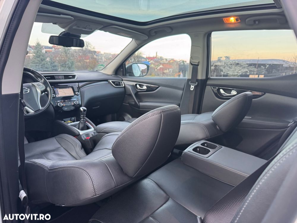 Nissan Qashqai 1.2 DIG-T TEKNA - 23