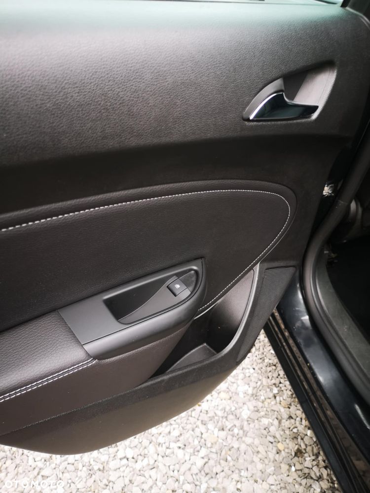 Opel Astra 1.4 Turbo Exklusiv - 21