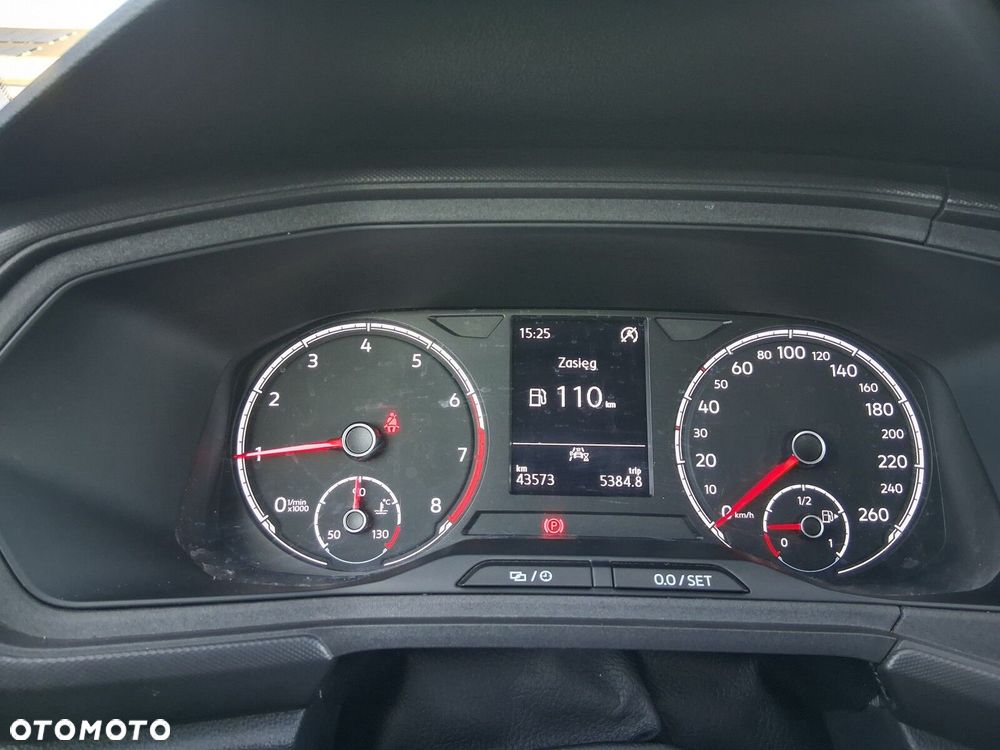 Volkswagen T-Cross - 17