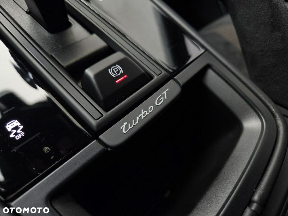 Porsche Cayenne - 30