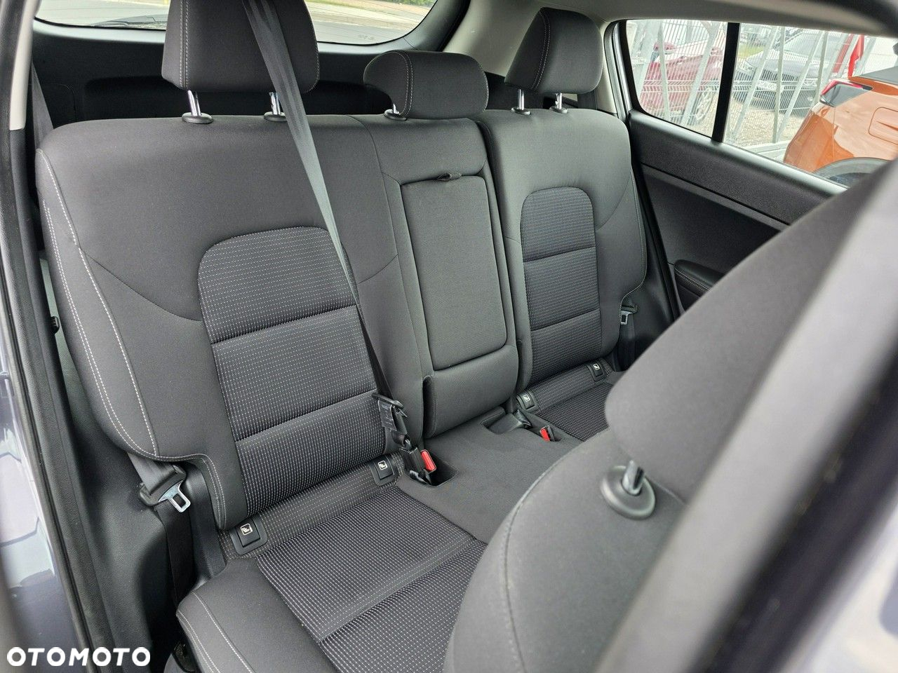 Kia Sportage 1.6 GDI Business Line M 2WD - 29