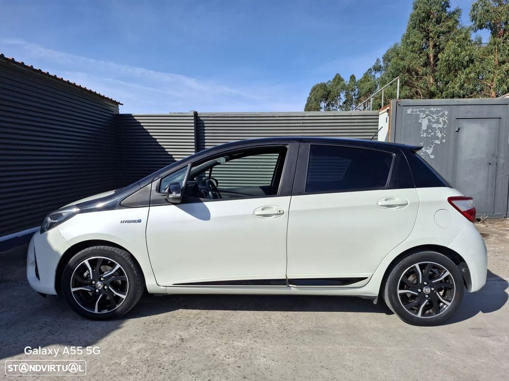 Toyota Yaris 1.5 HSD Square Collec.White - 9