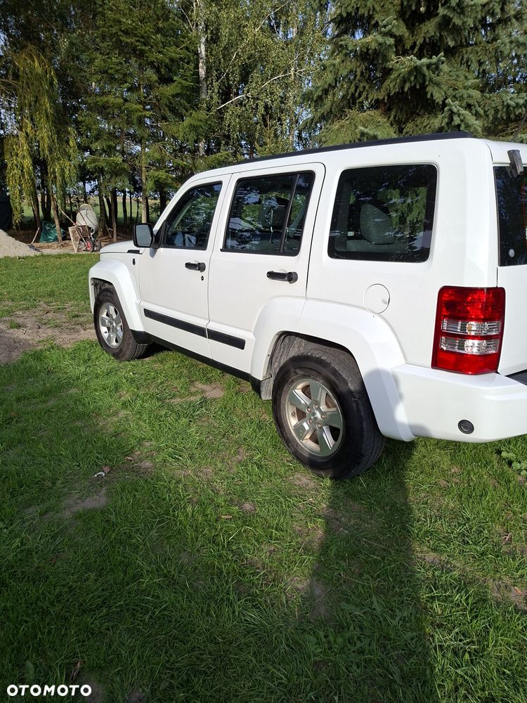 Jeep Liberty - 3