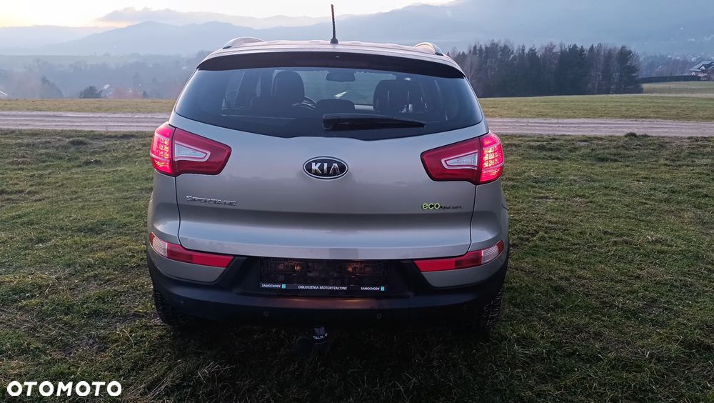 Kia Sportage 1.7 CRDI 2WD ISG Attract - 19