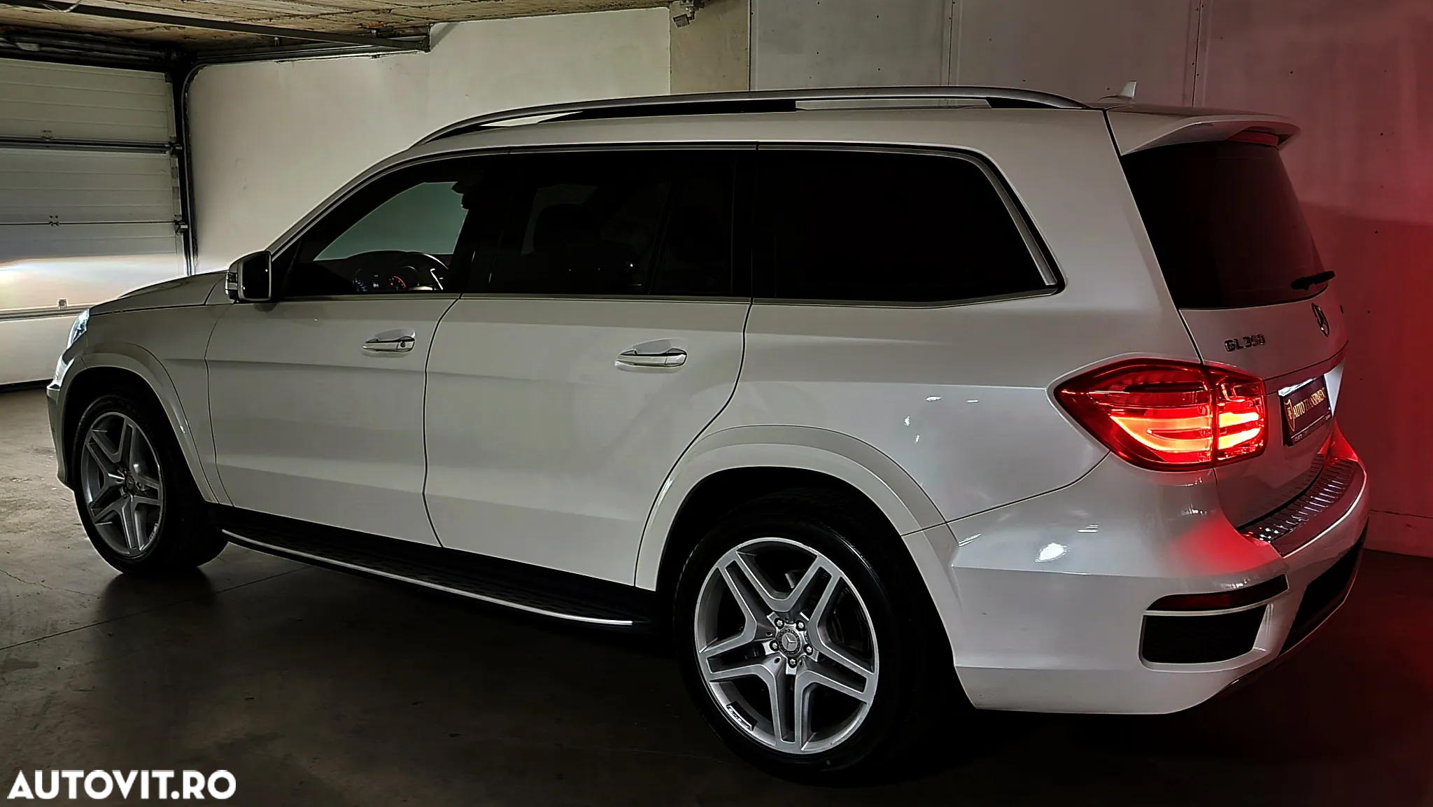 Mercedes-Benz GL 350 4MATIC BlueTec Aut. - 37