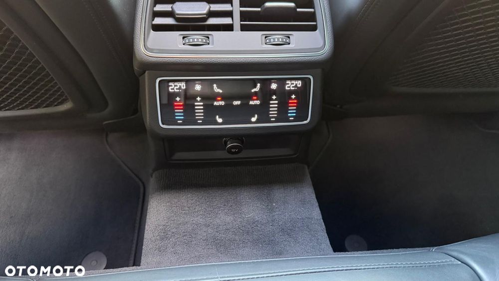 Audi A6 Avant 3.0 TDI Quattro S tronic - 13