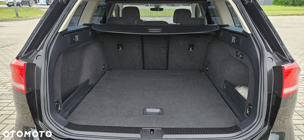 Volkswagen Passat 2.0 TDI SCR Highline DSG - 15