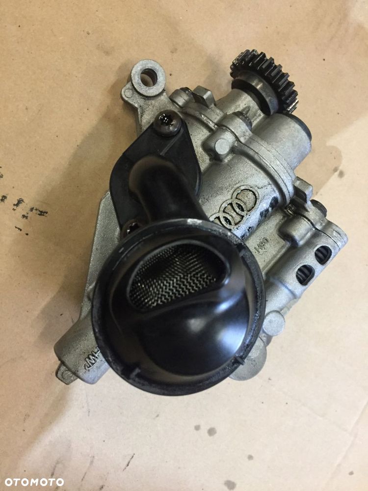 audi a4 b8 2.0 tfsi pompa oleju cdnc 06h115105af - 2