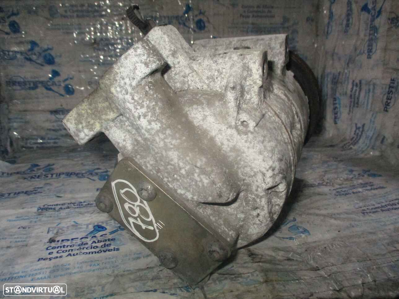 Compressor AC 926002352R    RENAULT CLIO 4 2014 1.5DCI RENAULT CLIO 4 2015 1.5DCI 75CV 5P Preto DIESEL VALEO RENAULT CLIO 4 BREAK 2015 1.5DCI 90CV 5P PRETO DIESEL VALEO RENAULT CLIO 4 SW 2014 1.5DCI 90CV 5P CINZA DIESEL VALEO - 2