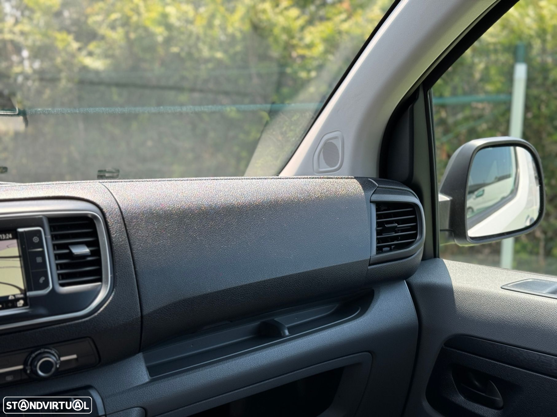 Opel Vivaro 1.5 CDTi L3H1 Essentia Inc - 32