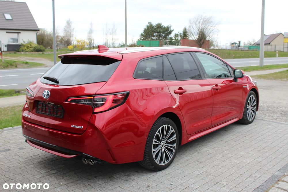 Toyota Corolla 2.0 Hybrid Executive - 6