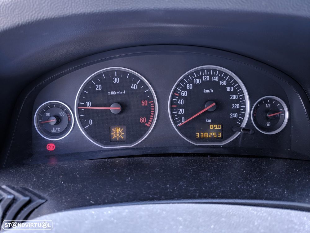 Opel Vectra Caravan 1.9 CDTi Executive - 16