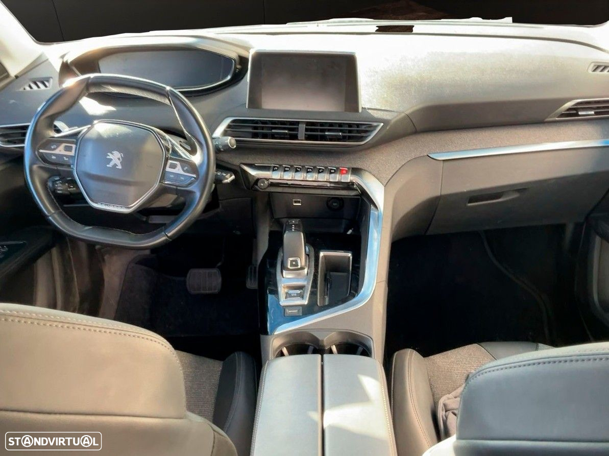 Peugeot 5008 1.2 PureTech Allure EAT8 - 5
