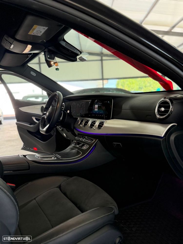 Mercedes-Benz E 300 de AMG Line - 23