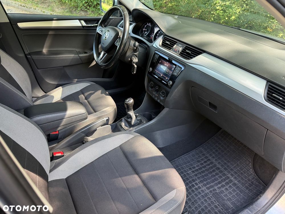 Skoda RAPID 1.0 TSI Ambition - 15