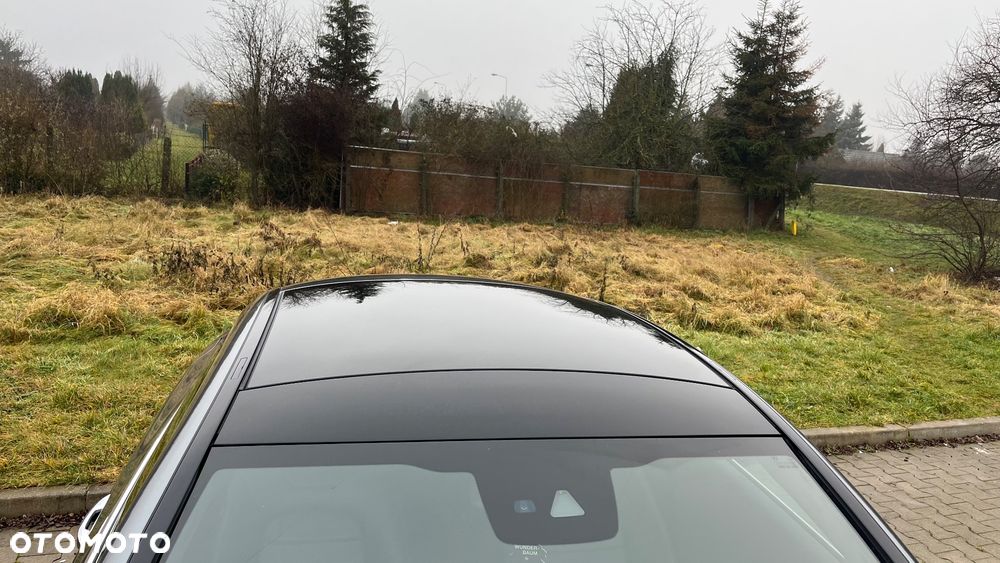 Mercedes-Benz Klasa C 300 4Matic 9G-TRONIC AMG Line Plus - 36