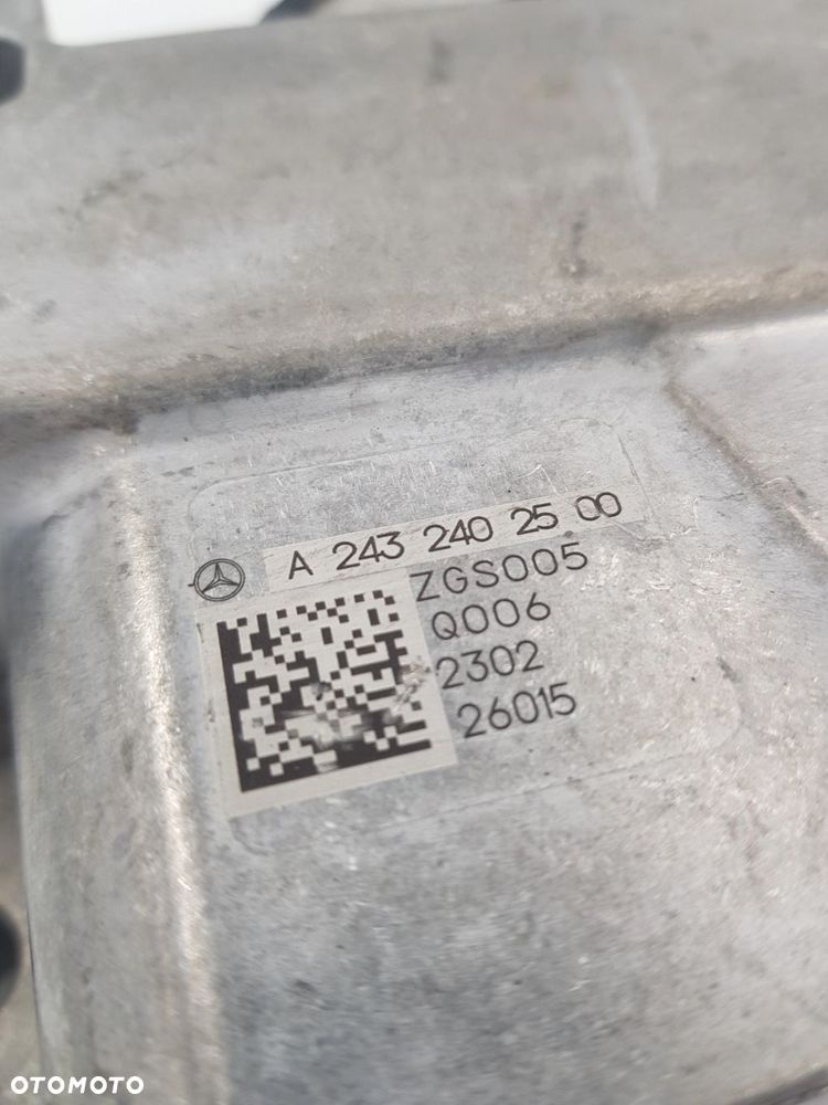 ORYGINALNA LEWA ŁAPA SILNIKA MERCEDES EQA EQB A2432402500 - 5