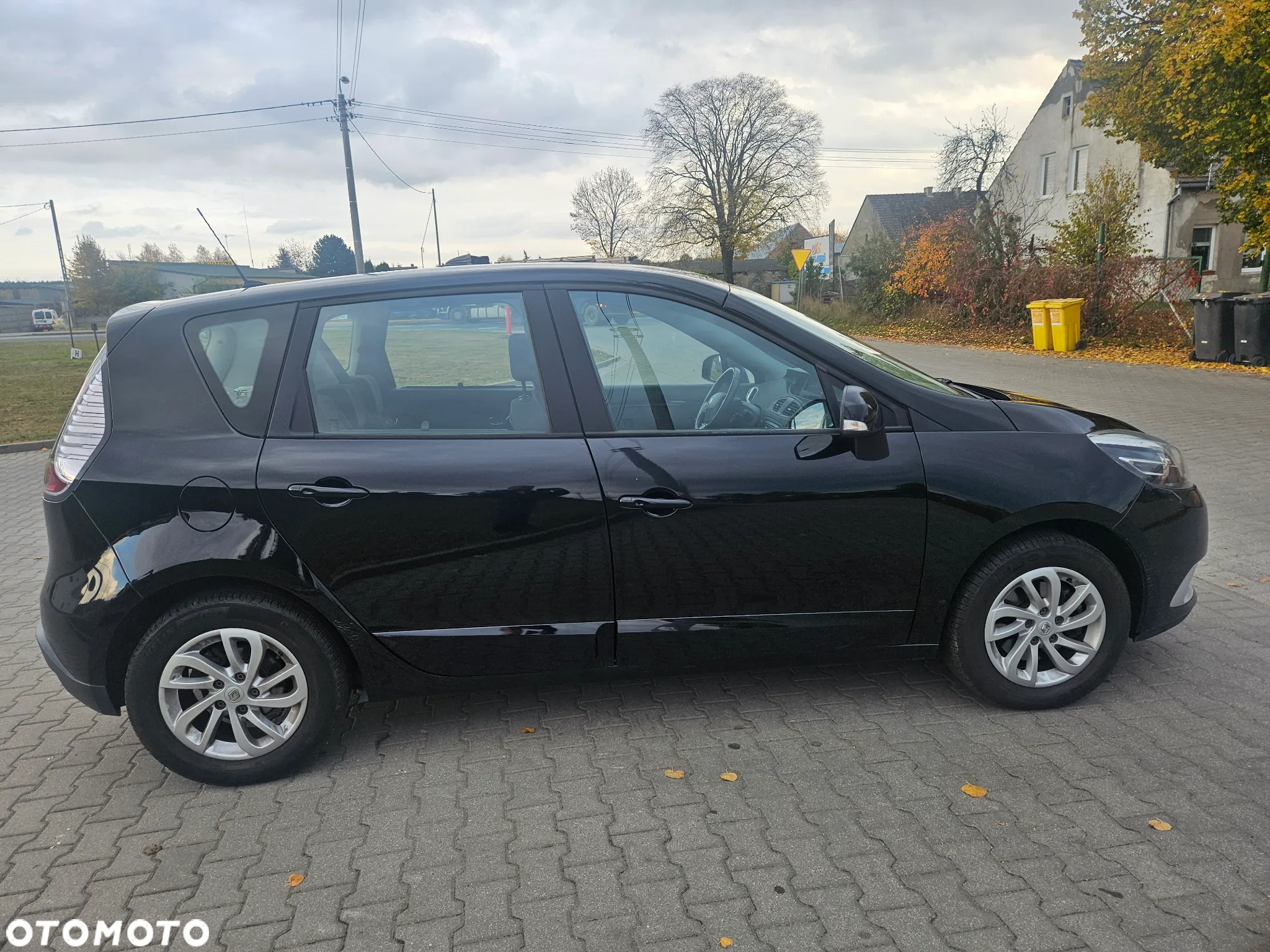 Renault Scenic ENERGY TCe 130 S&S Paris - 6