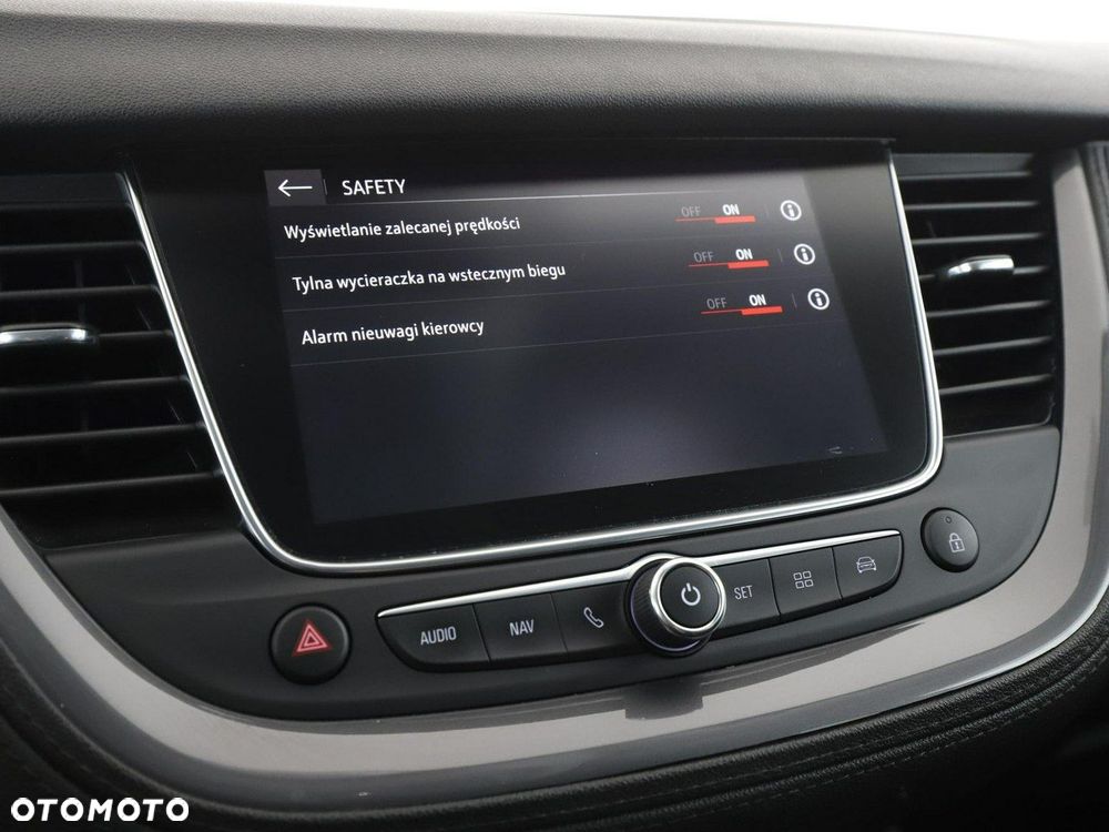Opel Grandland X 1.2 T GPF Design Line S&S - 26