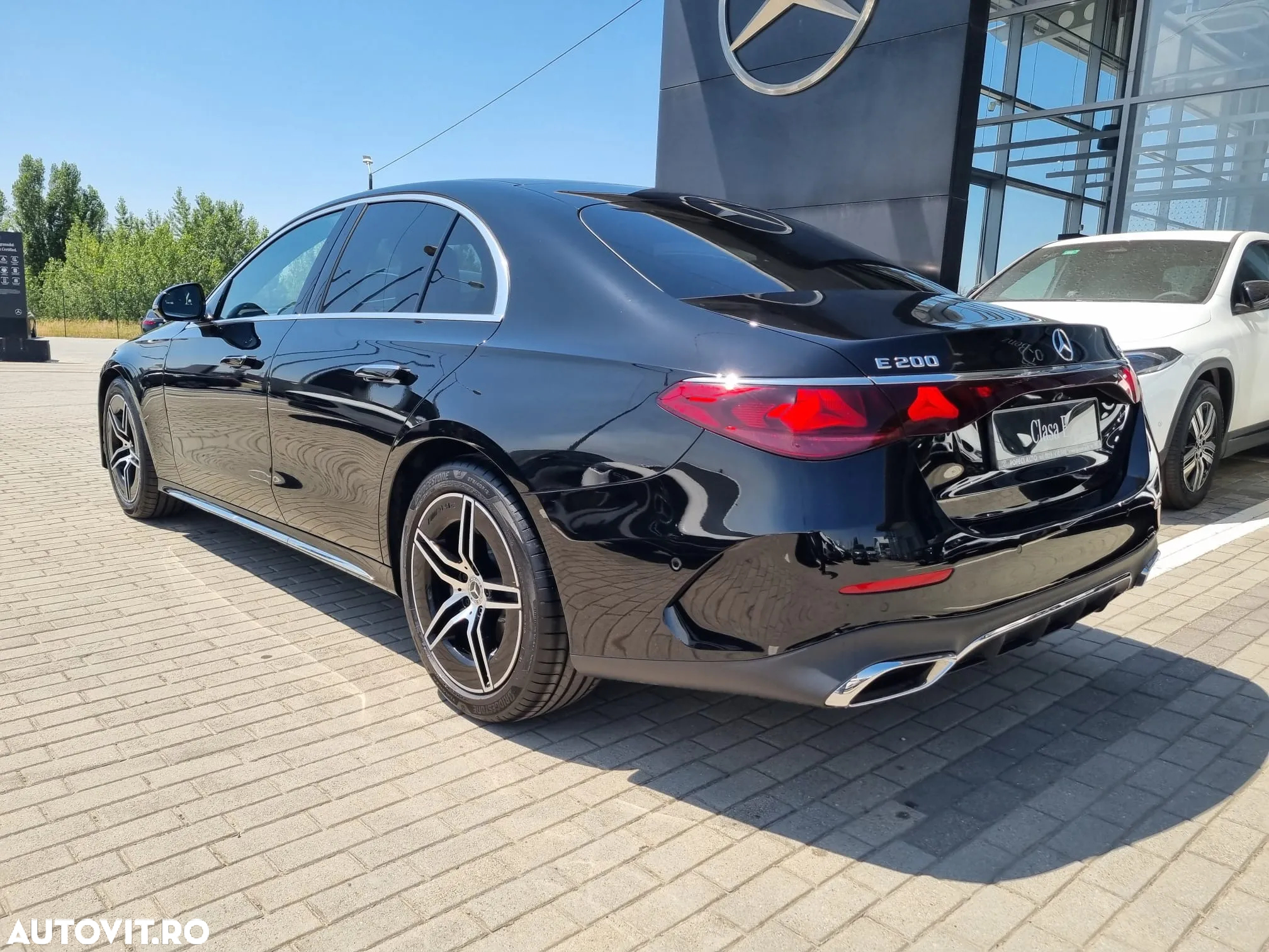Mercedes-Benz E 200 MHEV 4MATIC Aut. - 28