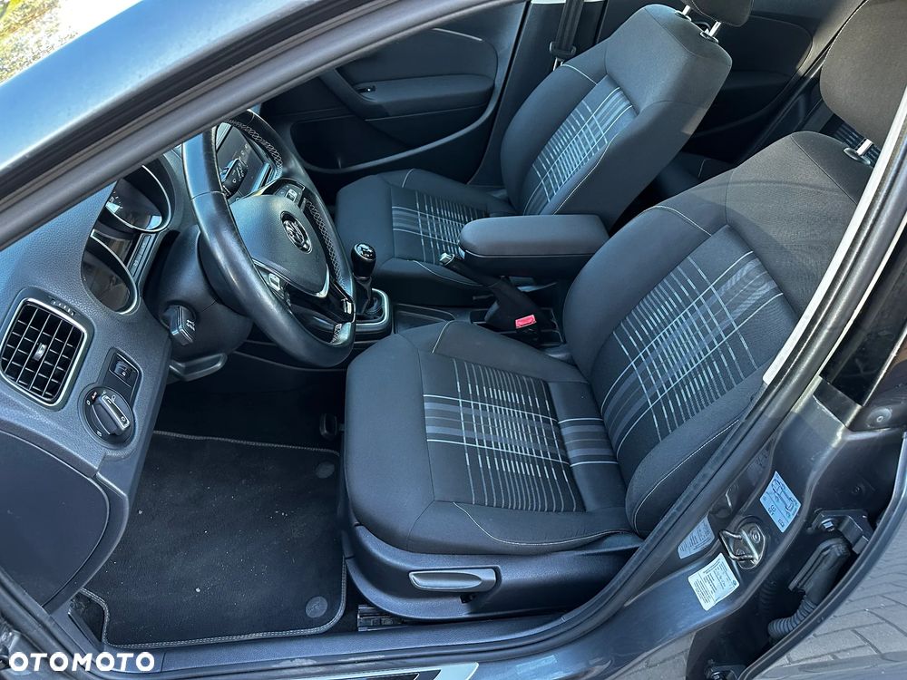 Volkswagen Polo - 18