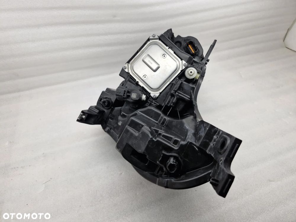 RENAULT CAPTUR II FULL LED LAMPA PRAWA PRZÓD 260104525R - 7