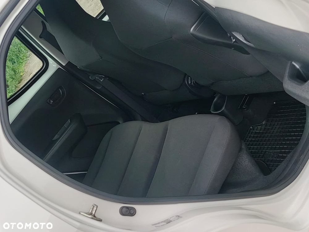 Toyota Aygo - 13