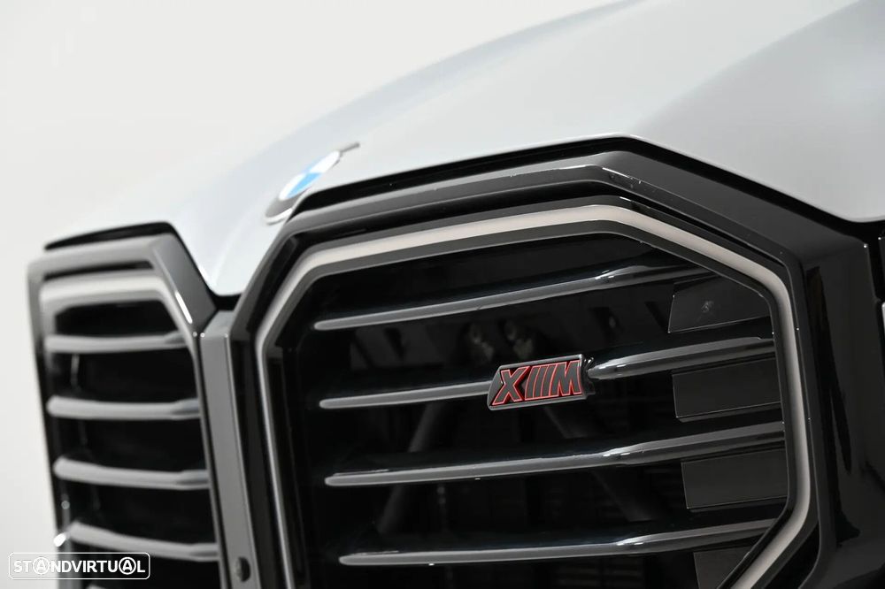 BMW XM Label Red - 15