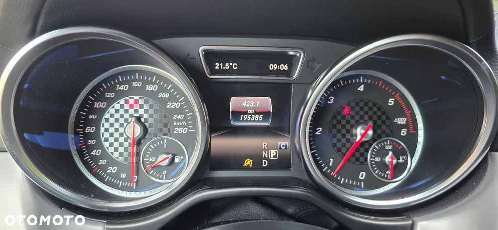 Mercedes-Benz GLE 350 d 4-Matic - 31