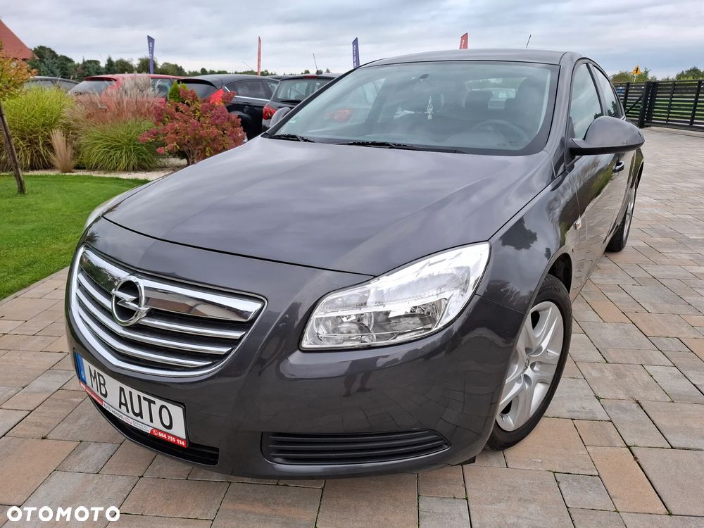 Opel Insignia 1.6 Design Edition - 4