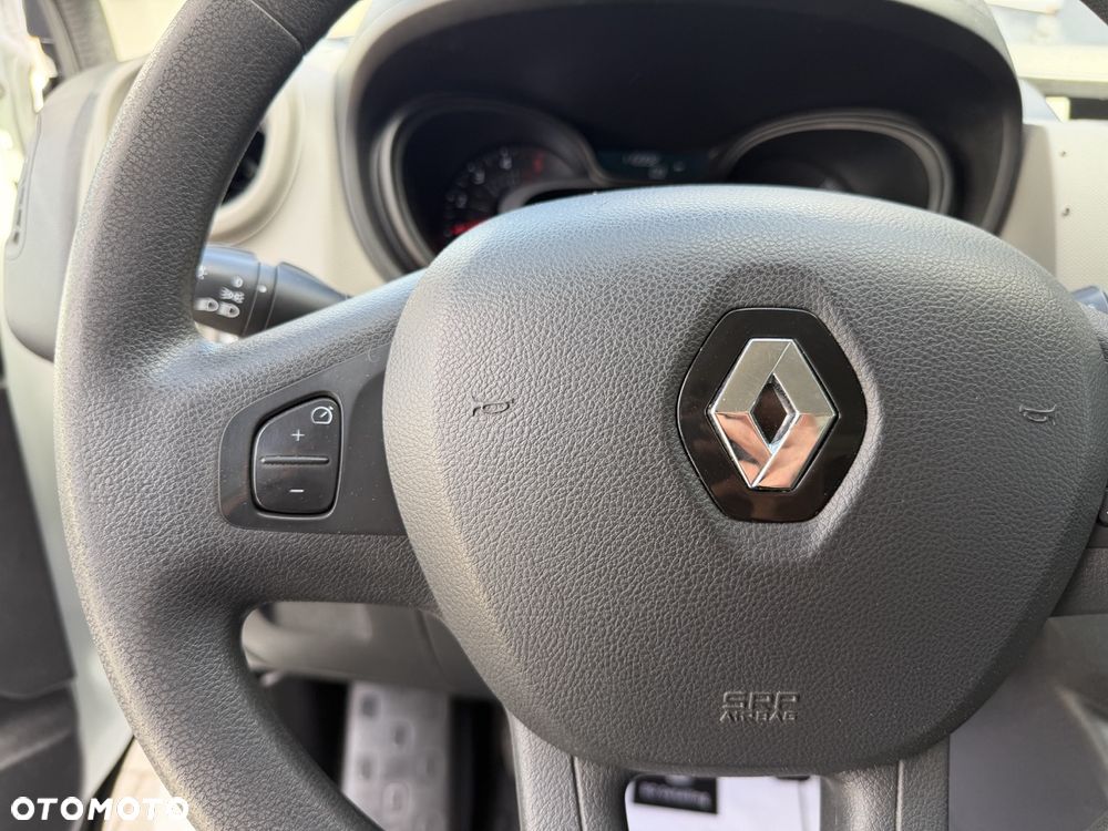 Renault Trafic - 10