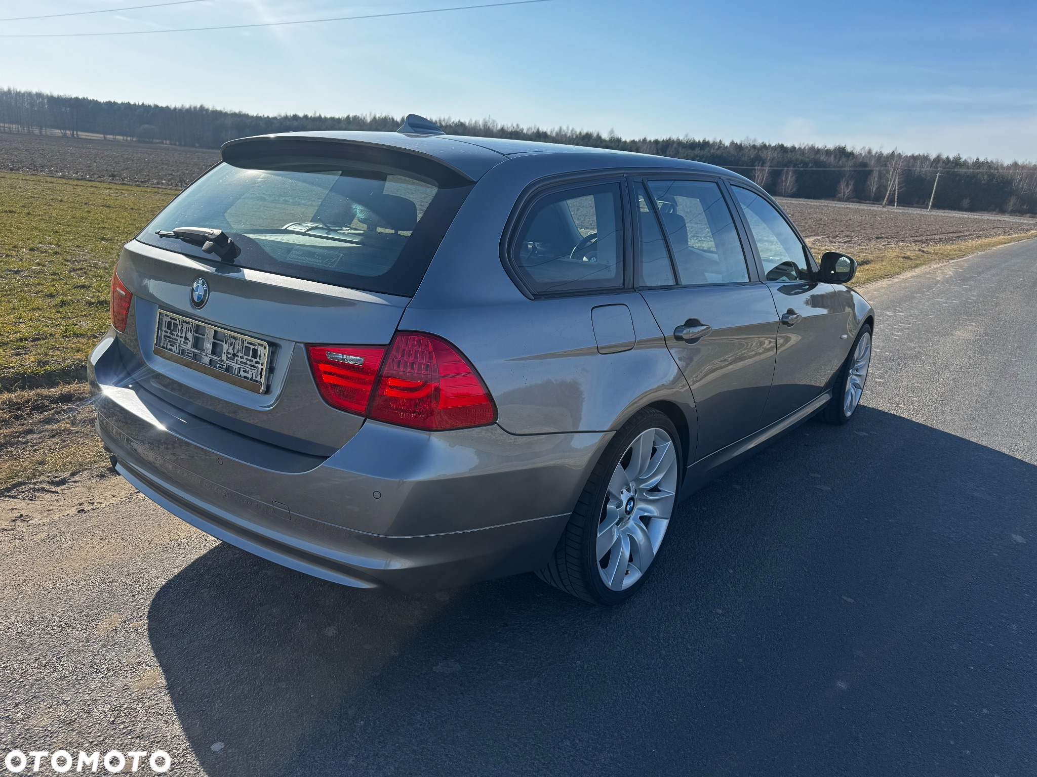 BMW Seria 3 318d DPF Touring - 5