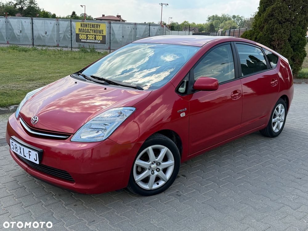 Toyota Prius 1.5 VVT-i Sol - 1