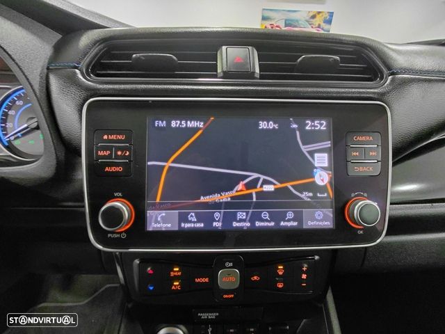 Nissan Leaf 40 kWh N-Connecta - 19