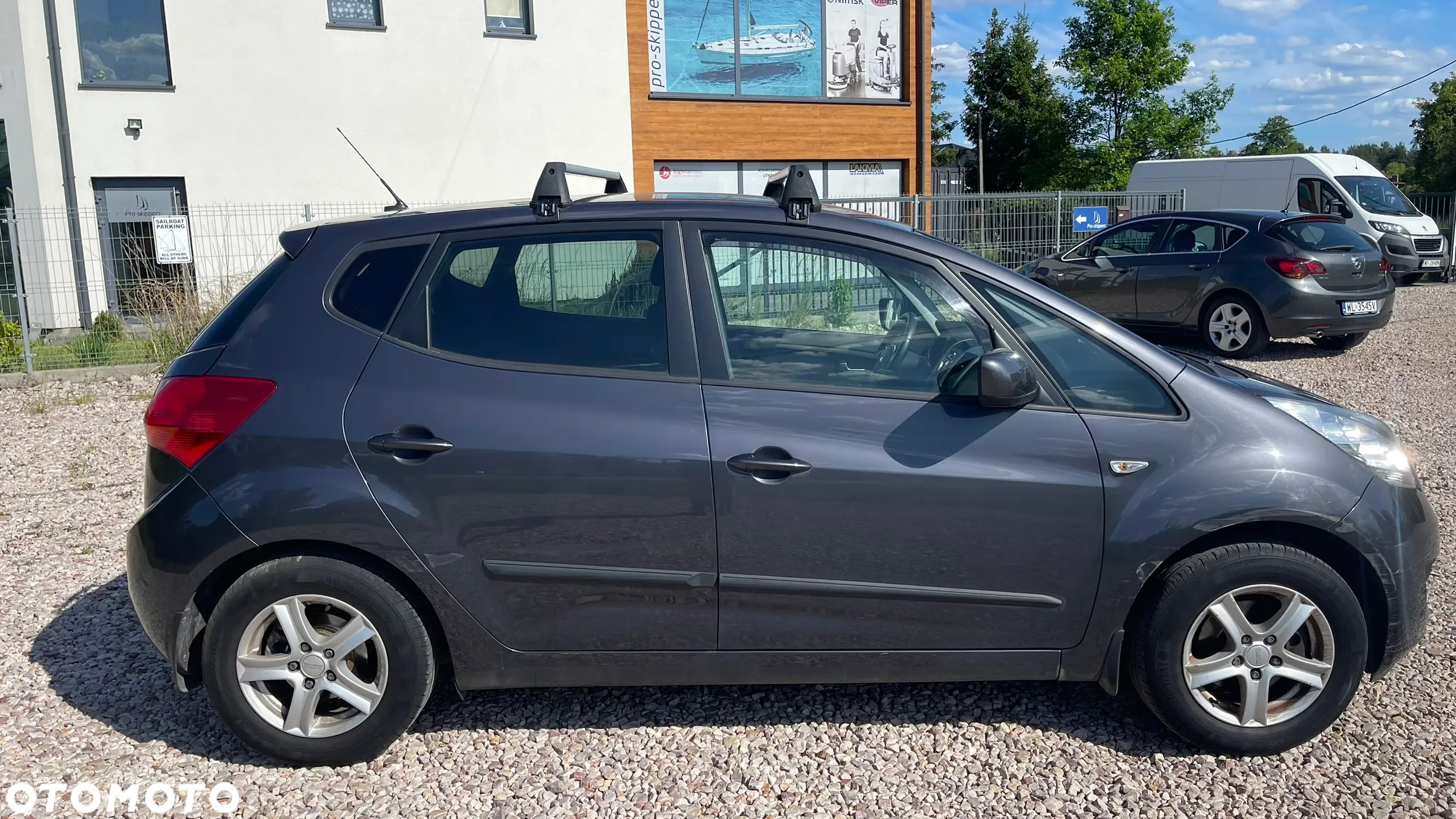 Kia Venga - 9