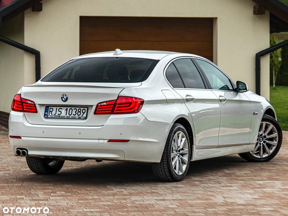 BMW Seria 5 520d Sport-Aut - 28