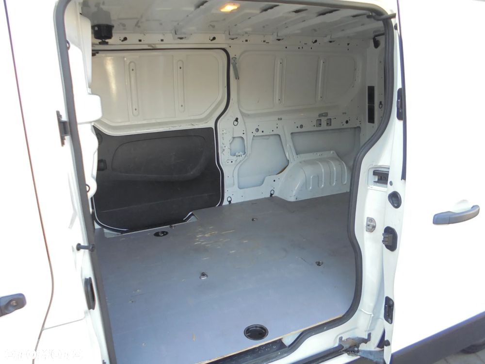 Opel VIVARO - 9