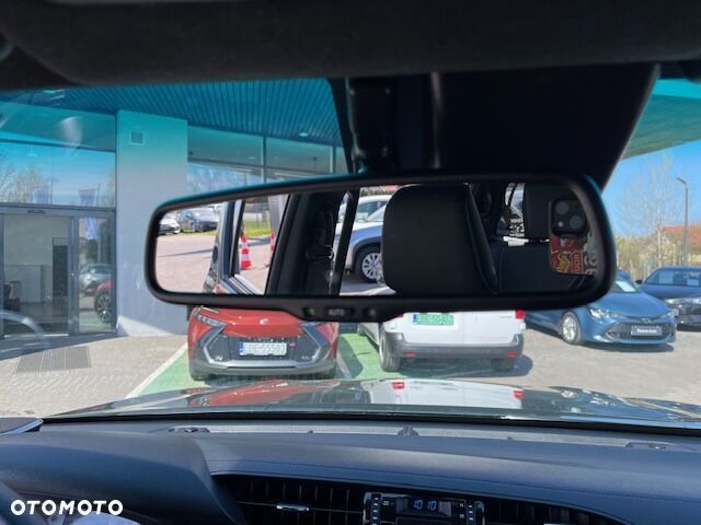 Toyota Hilux 2.8 D-4D mHEV Double Cab Invincible 4x4 - 20