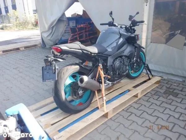Yamaha MT - 4