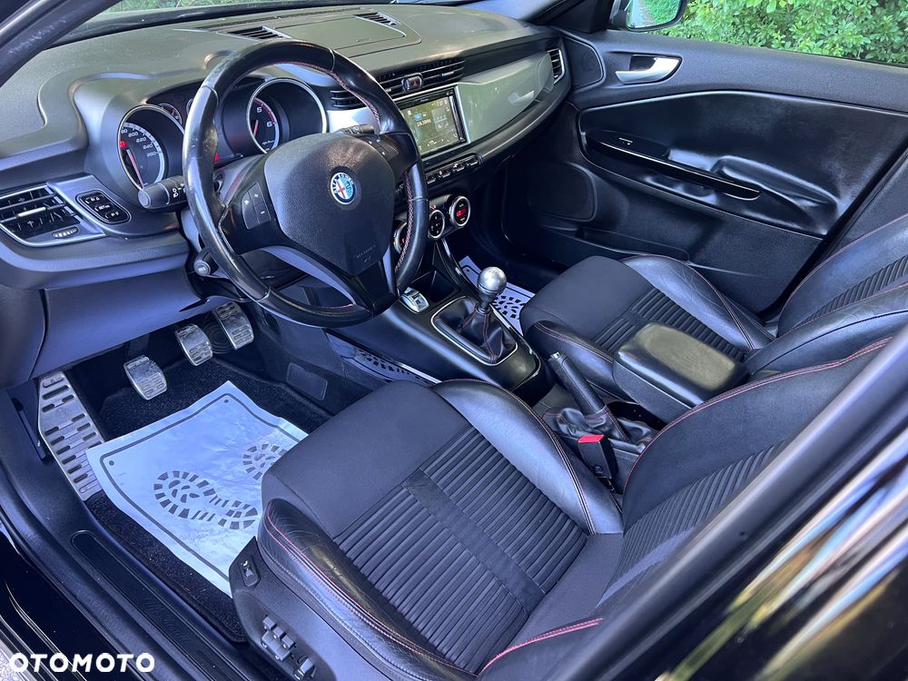 Alfa Romeo Giulietta 2.0 JTDM 16V Turismo - 23