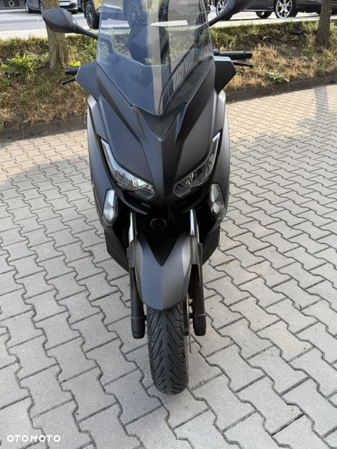 Yamaha X-max - 8