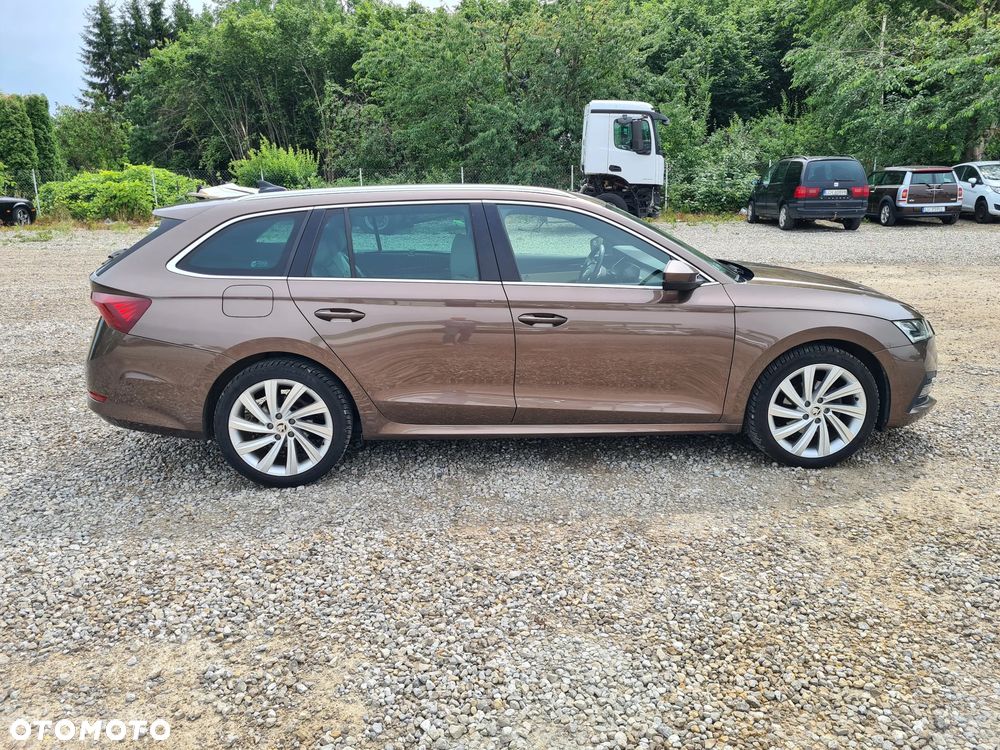 Skoda Octavia 1.5 TSI ACT Style - 10