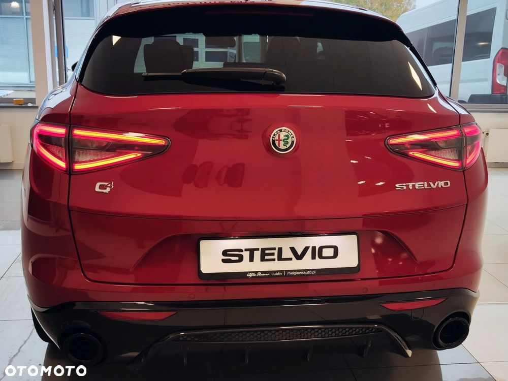 Alfa Romeo Stelvio 2.0 Turbo Veloce Q4 - 7