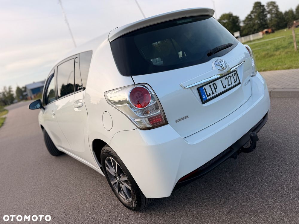 Toyota Verso 2.0 D-4D Edition - 4