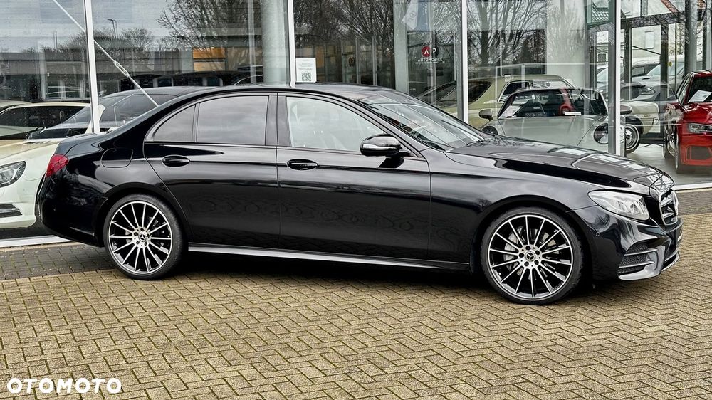 Mercedes-Benz Klasa E 200 4-Matic AMG - 8