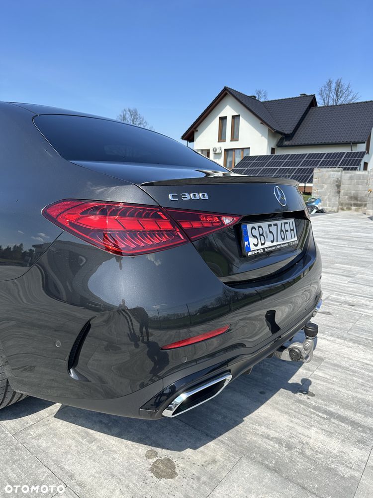 Mercedes-Benz Klasa C 300 4Matic 9G-TRONIC - 7