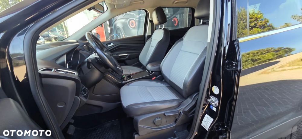 Ford Kuga 2.0 TDCi 4x4 Titanium - 29
