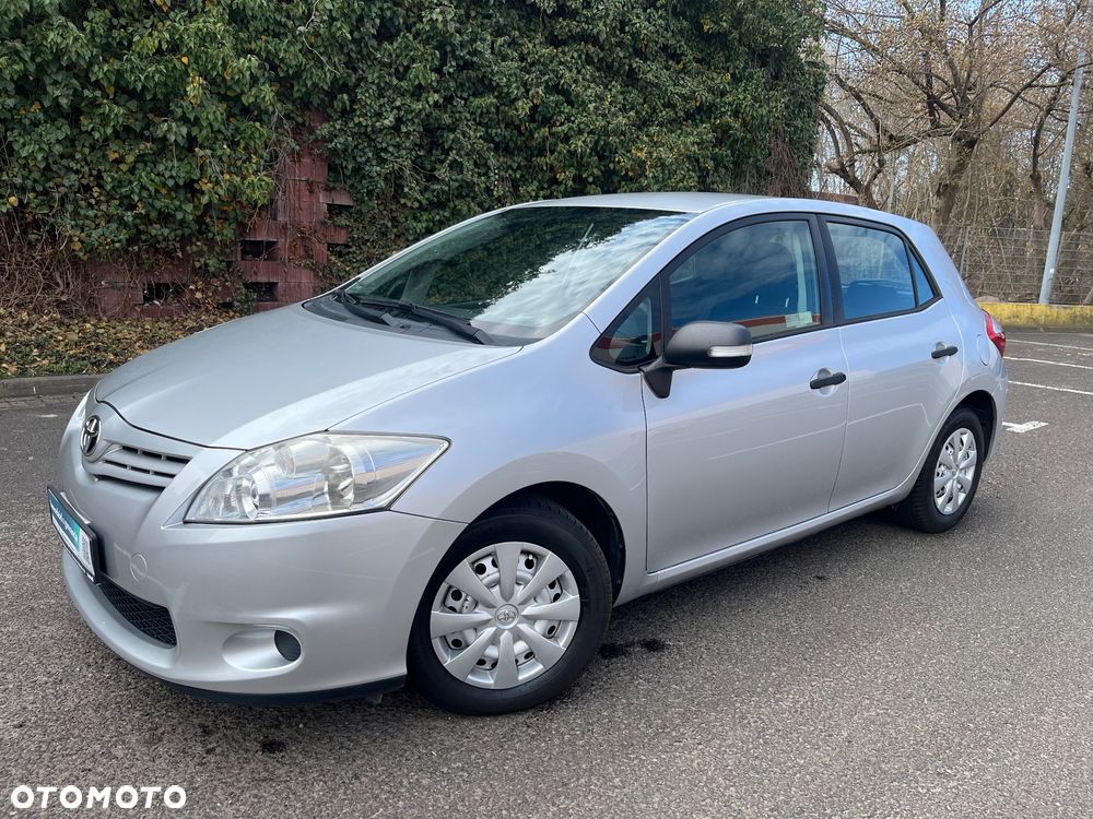 Toyota Auris 1.33 VVT-i Terra - 4