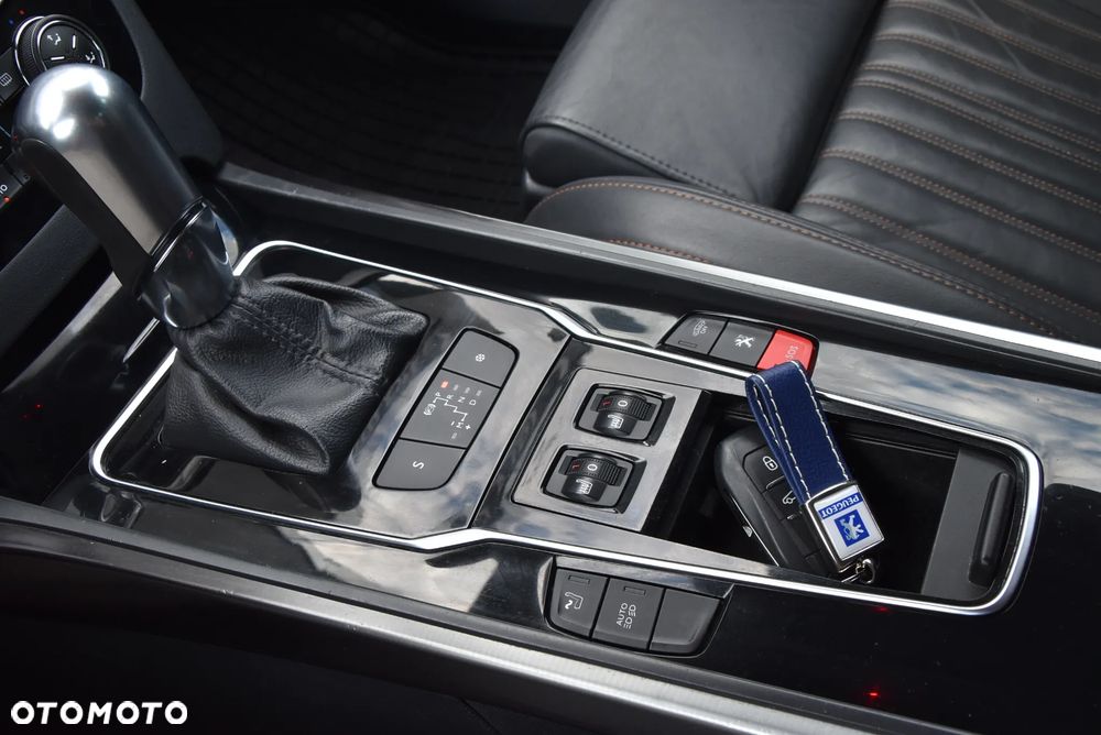 Peugeot 508 2.0 BlueHDi RXH S&S - 36