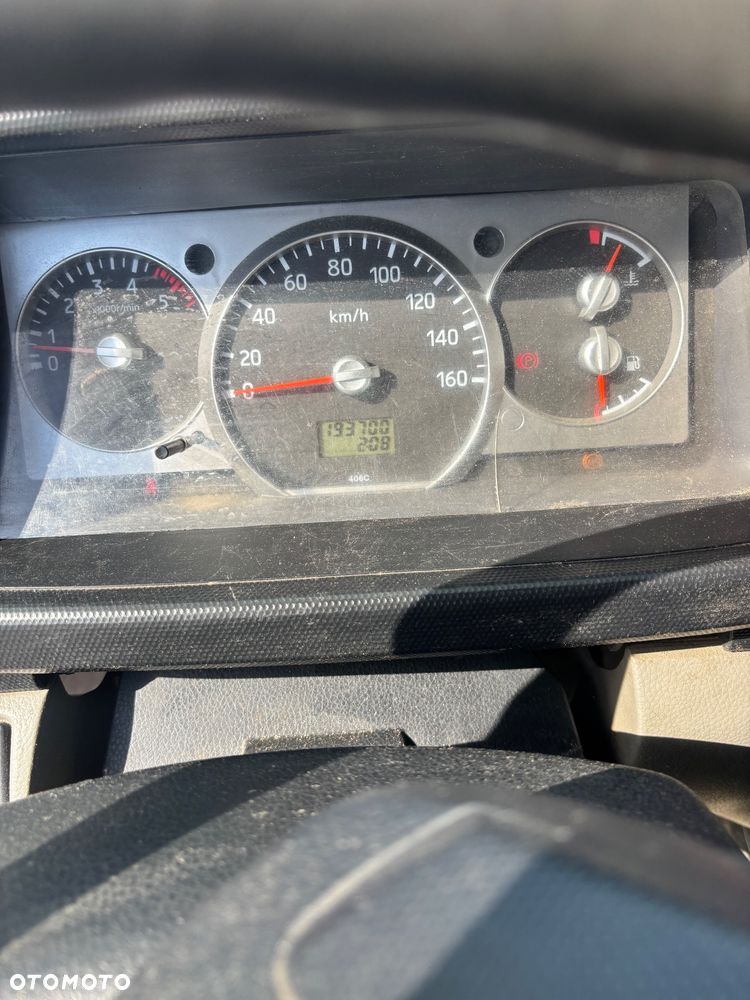 Renault MAXITY - 9